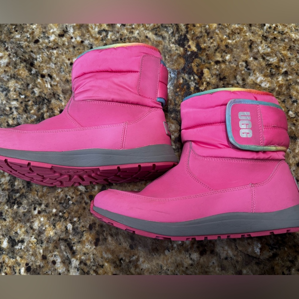 UGG Toty Weather Waterproof Boots Big Girl Size 6 Fit Sz6-7 Women Winter Snow